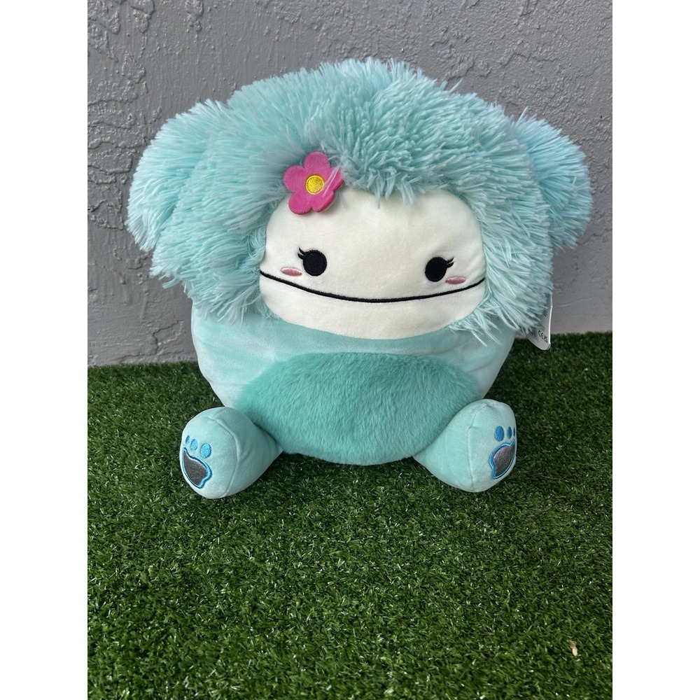 Squishmallows Joelle Bigfoot‎ Plush Toy Aqua Fuzzy Hair Flower 2021
